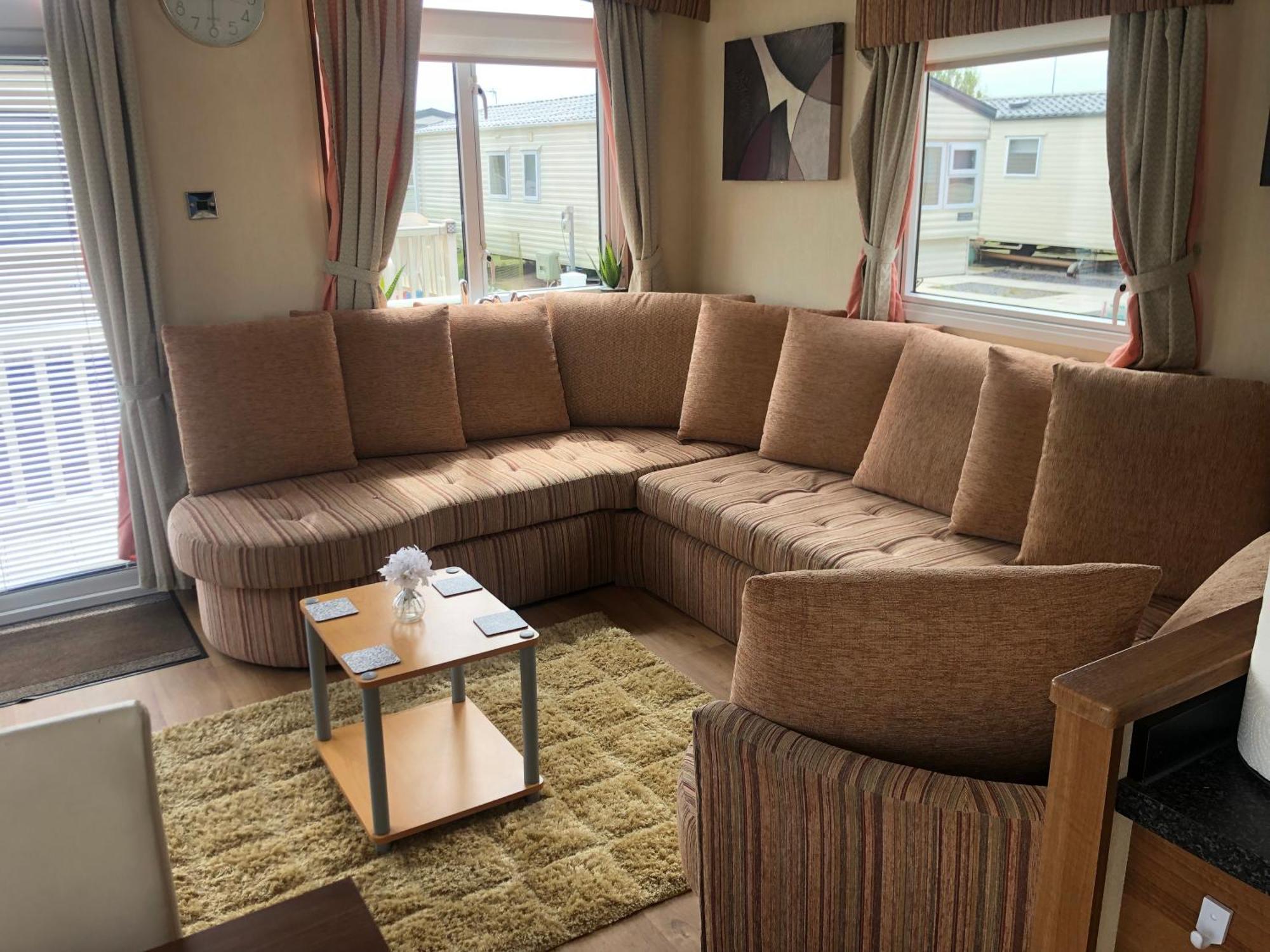 Two X 8 Berth Static Caravan On Lyons Robin Hood Rhyl North Wales Meliden Экстерьер фото