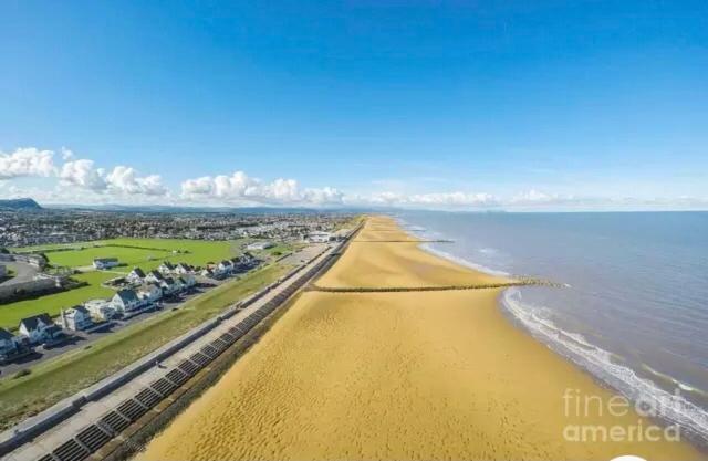 Two X 8 Berth Static Caravan On Lyons Robin Hood Rhyl North Wales Meliden Экстерьер фото